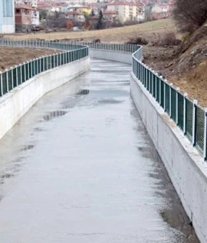 Atık ve Yağmur Suyu Şebekesi, Dere Islah Projesi
